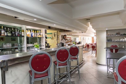 Mona Lisa, Restaurant à Apt