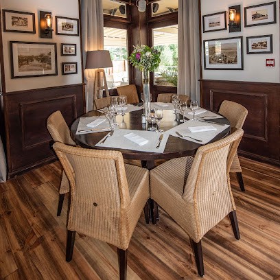 Le Saint Julien, Restaurant à Saint-Julien-en-Born