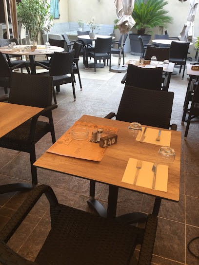 Le Jardin De Camille Et Quentin, Restaurant à Peymeinade