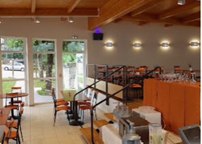 La Porte De La Forêt Restaurant à Darney