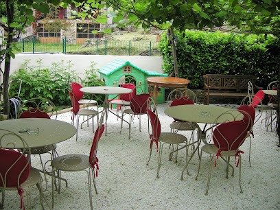 La petite auberge, Restaurant à L'Estréchure