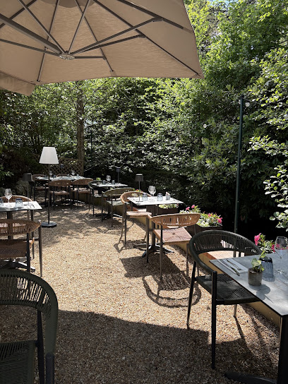 Le Molineuf Restaurant à Valencisse