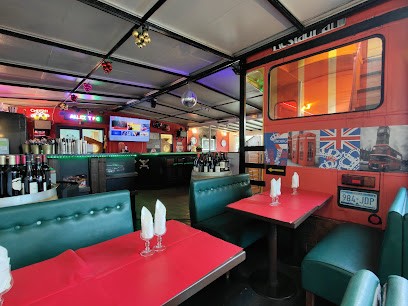 Le Bus D'Asie, Restaurant à Vallesvilles