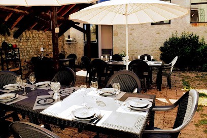 Le Relais Saint Fiacre Chez Josy Et Georges, Restaurant à Naves