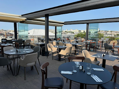 Seven Rooftop Restaurant à Créteil