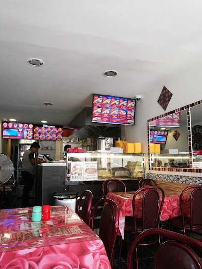 Chez ÜMİT RESTORANT, Restaurant à Montargis