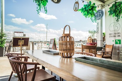 Le 13 Oyster Bar, Restaurant à Royan