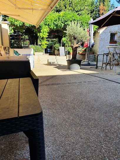 Le café de la mairie - Distributeur blu, Restaurant à Morigny-Champigny