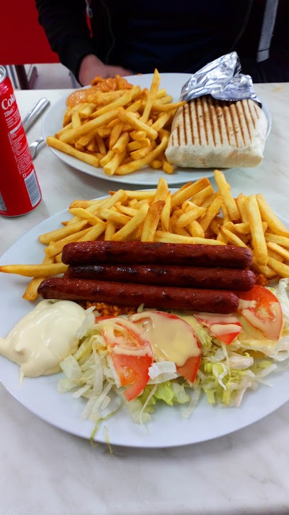 César Food Restaurant & Sandwicherie, Restaurant aux Grandes-Ventes