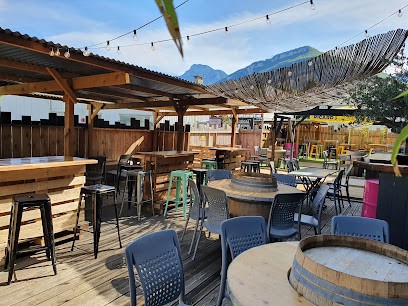 Le LOCAL Restaurant et Lieu de vie, Restaurant à Saint-Égrève