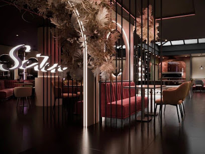 Seven Restaurant Restaurant à Colombes