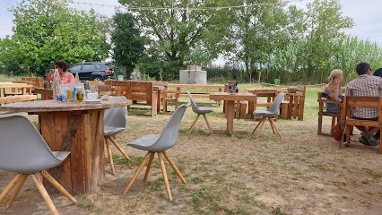 La P'tite Guinguette, Restaurant à Saint-Étienne-des-Sorts
