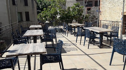 Com A Case, Restaurant à Corbère