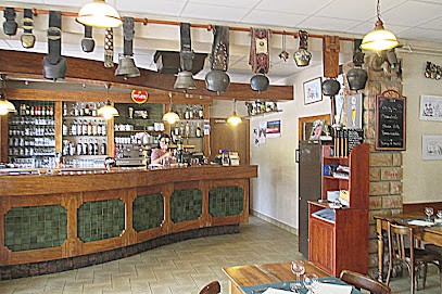 Restaurant Au Bois Joli, Restaurant à Saint-Hilaire-de-Brens