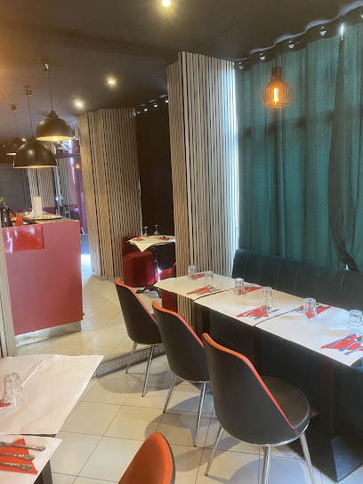 Le Rond-Point De Guinée Restaurant à Paris 18