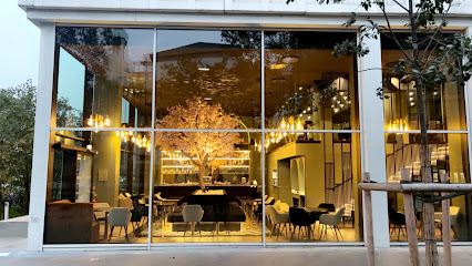 The Tree Restaurant à Paris 13