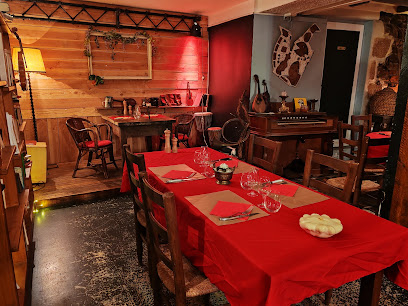 Le Claux Restaurant à Peyremale