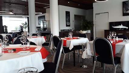 Ailleurs, Restaurant au Pouliguen