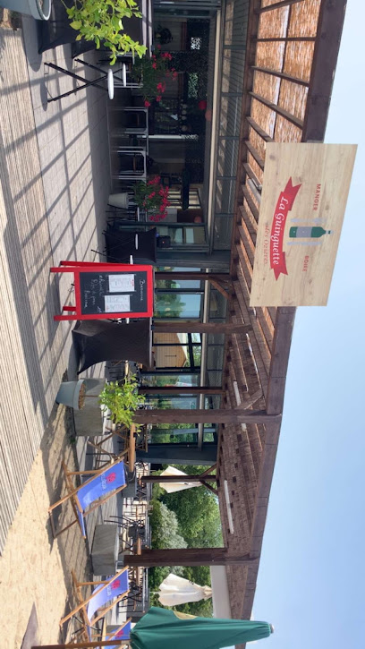 La Guinguette Des Ozieres Restaurant à Yzeure