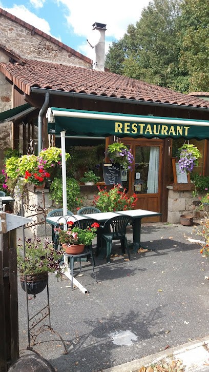 LES FEUILLARDIERS, Restaurant à Marval