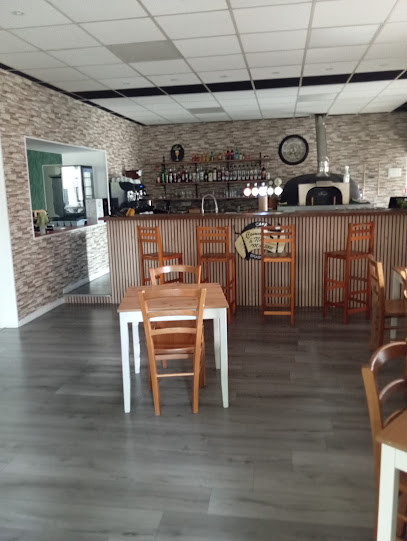Comme À Not'e Maison Restaurant à la Chapelle-de-la-Tour