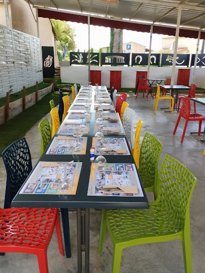 Restaurant Des Arènes, Restaurant à Graveson