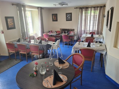 Auberge St Julien aux bois, bar chez le cubain, hotel restaurant, Restaurant à Saint-Julien-aux-Bois