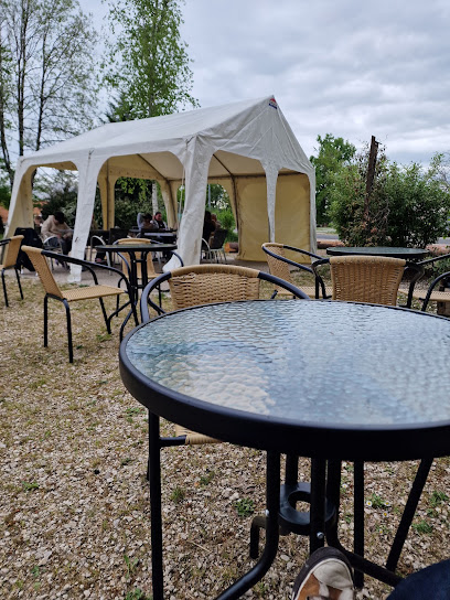 Glob'trotter L'annexe Restaurant à Nouan-le-Fuzelier