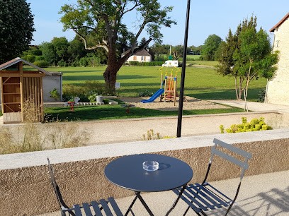 Le tillac, Restaurant à Antogny-le-Tillac