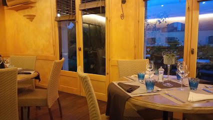  Le Saint Martin  Bar . Restaurant . Pizzéria, Restaurant à Saint-Martin-la-Sauveté