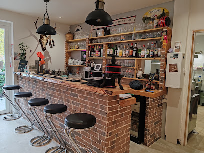 Le Qg St Jean, Restaurant à Castellet-lès-Sausses