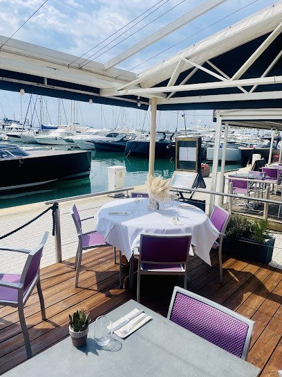 L'Abri Côtier L'Offshore, Restaurant à Vallauris