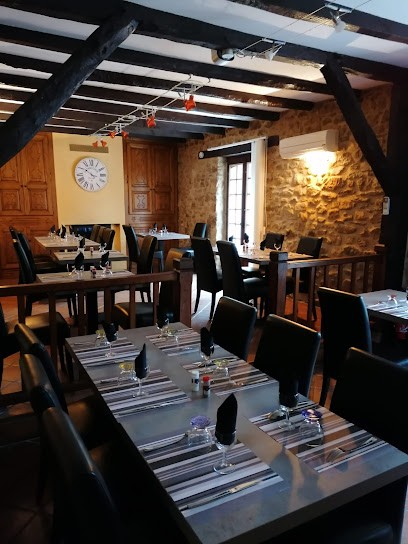 Les Chanterelles, Restaurant à Laval-de-Cère