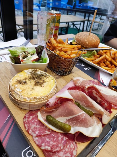 Le 43 Friterie Brasserie, Restaurant à Cousolre