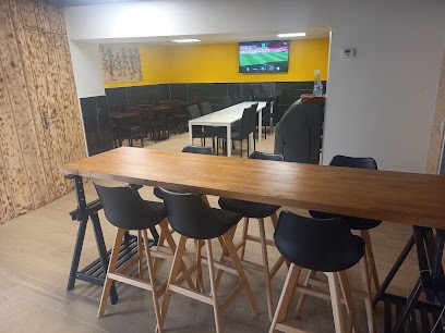 Hot wings pizzas ,cuisson au feu de bois,, Restaurant à Firminy