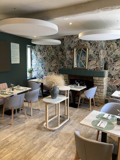 Bistrot Restaurant Le Petit Vassols, Restaurant à Saint-Pierre-de-Vassols