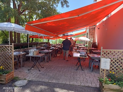 Relais du Château, Restaurant à Saint-Priest-la-Roche