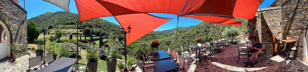 Auberge Du Mas De Daumet Restaurant à Saint-Martial