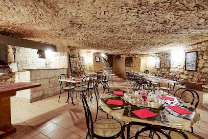 La Cave aux Moines, Restaurant à Gennes-Val-de-Loire