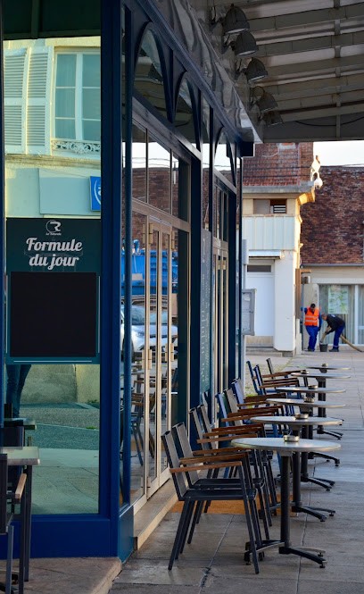 La Rotonde, Restaurant à Saint-Amand-Montrond