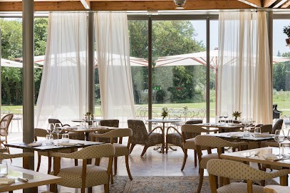 Restaurant L'Orangerie du Château de Fonscolombe, Restaurant au Puy-Sainte-Réparade