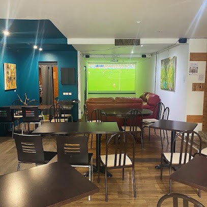 Titi's Bar, Restaurant à Saintes