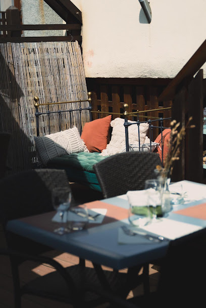 Tout Va Bien Restaurant à la Mure
