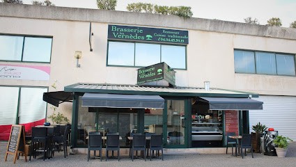 Brasserie des vernèdes, Restaurant à Puget-sur-Argens