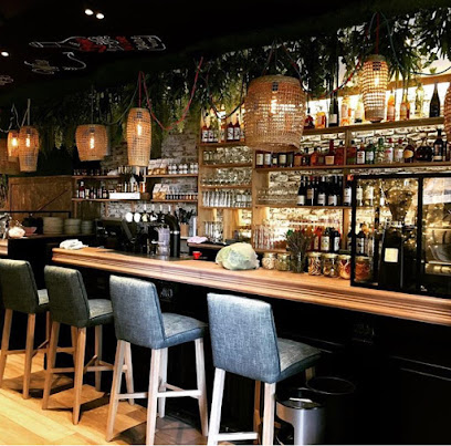 Le Café Moustache Restaurant à Châteauroux
