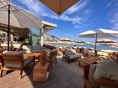 Calabrò Beach Club Restaurant à Menton