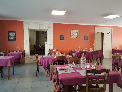 HOTEL RESTAURANT l'Écu de France, Restaurant à Secondigny