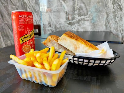 Restaurant Akdeniz 2, Restaurant à Vaulx-en-Velin