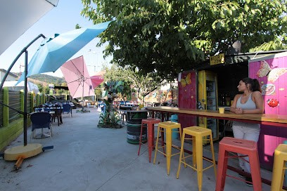 Iguana, Restaurant à Firmi