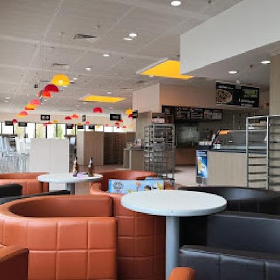 Cora Cafeteria, Restaurant à Toul